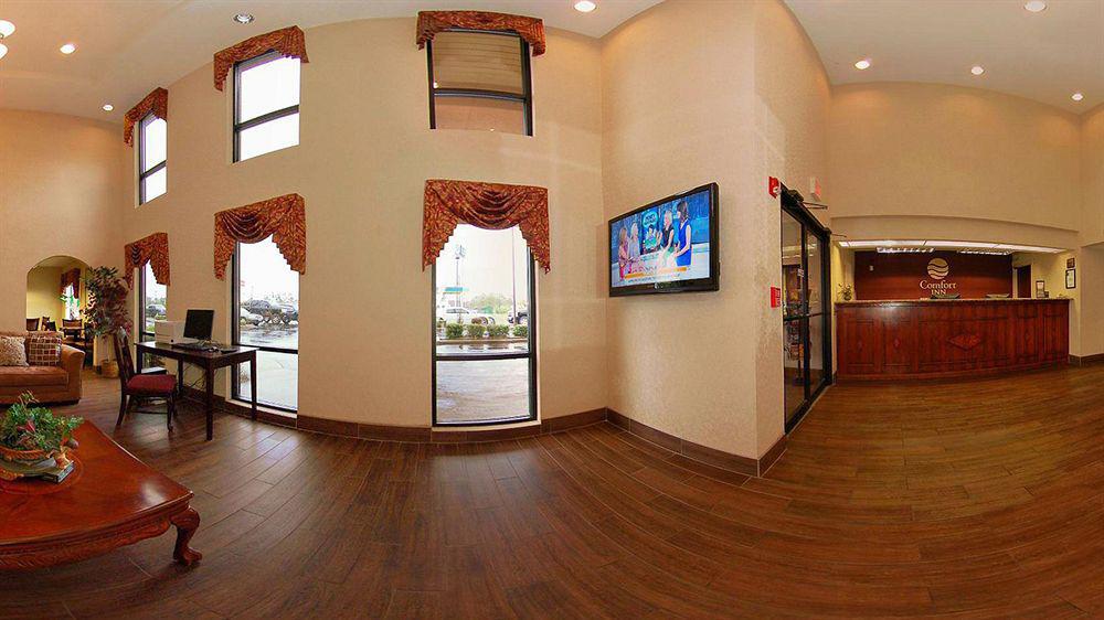 Quality Inn & Suites Pine Bluff Buitenkant foto