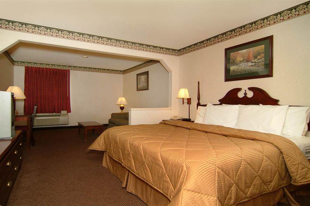 Quality Inn & Suites Pine Bluff Kamer foto